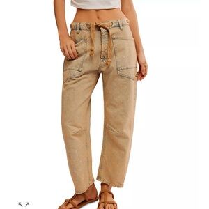Free People Moxie Low Slung Barrel Jeans Size 30L